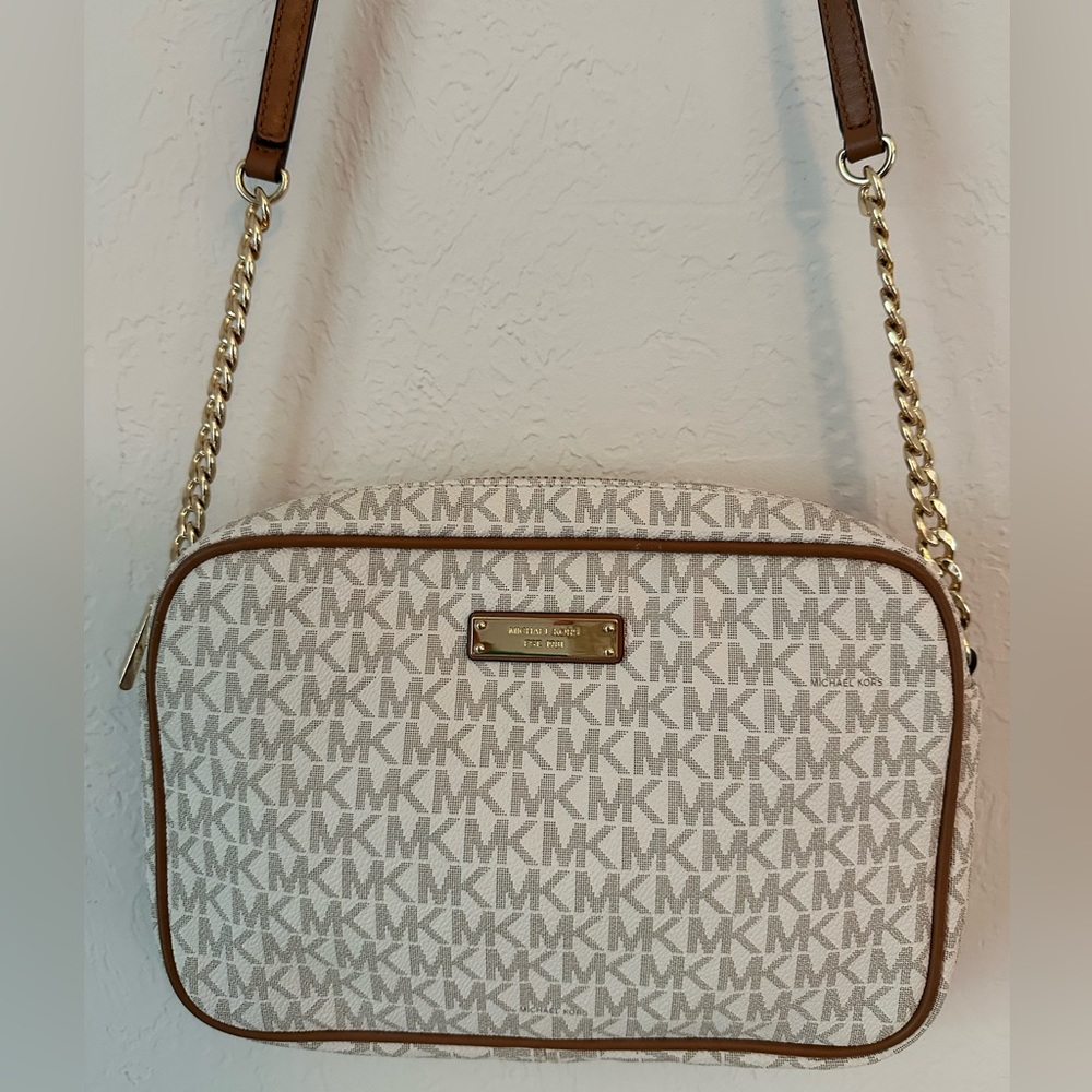Michael Kors Crossbody Bag